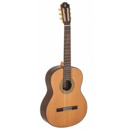 Класична гітара ADMIRA A6